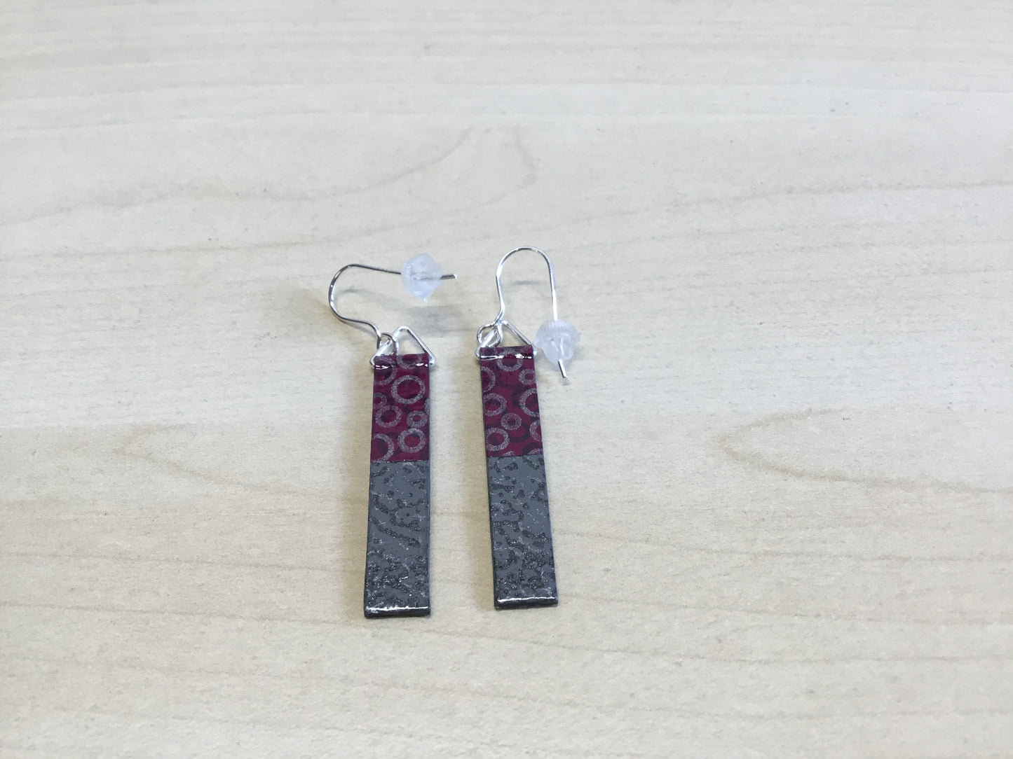 Earring: Circle & Dash, Long Slim, Plum